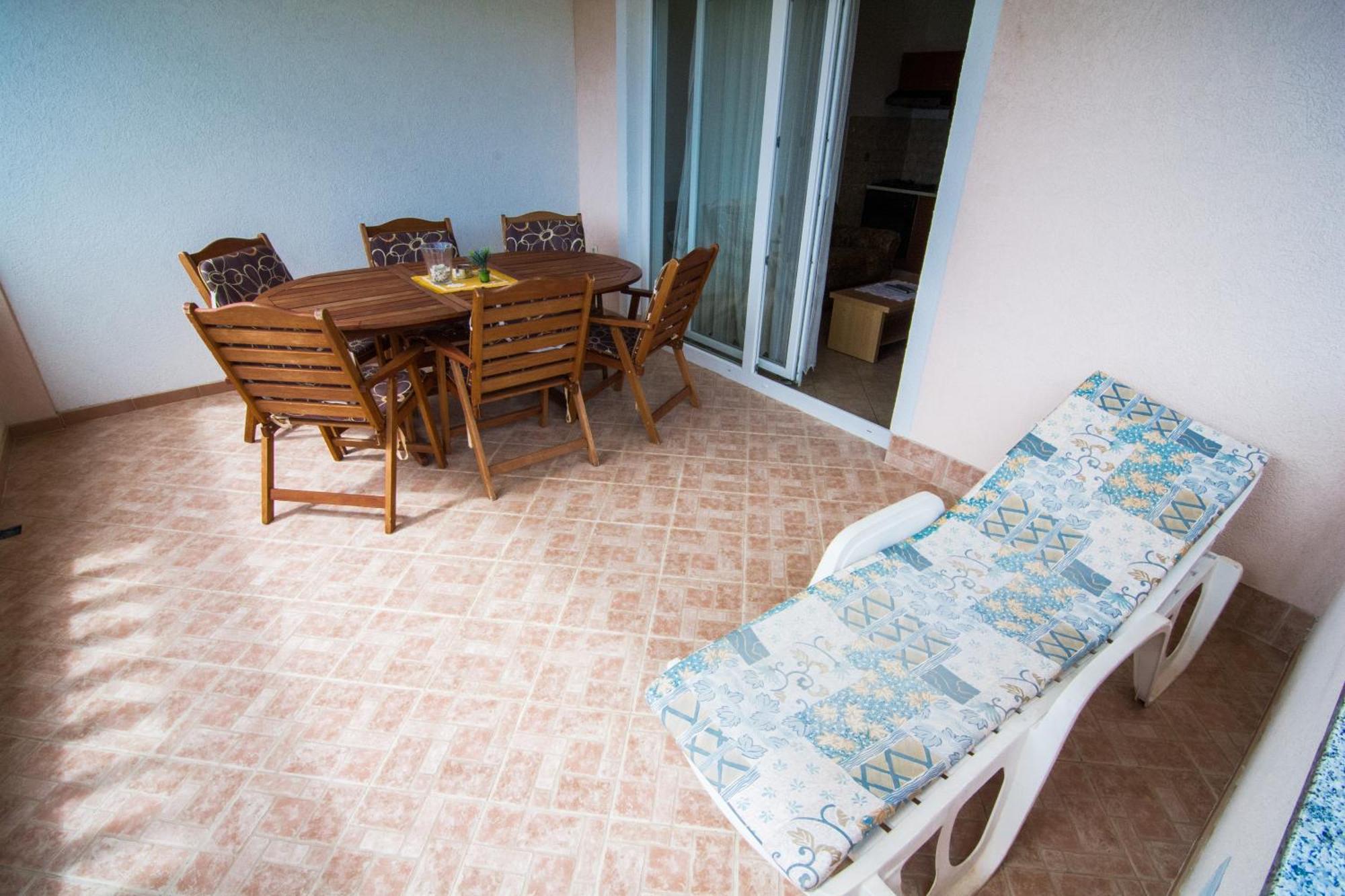 Apartments Ruzica Pinezići Rum bild