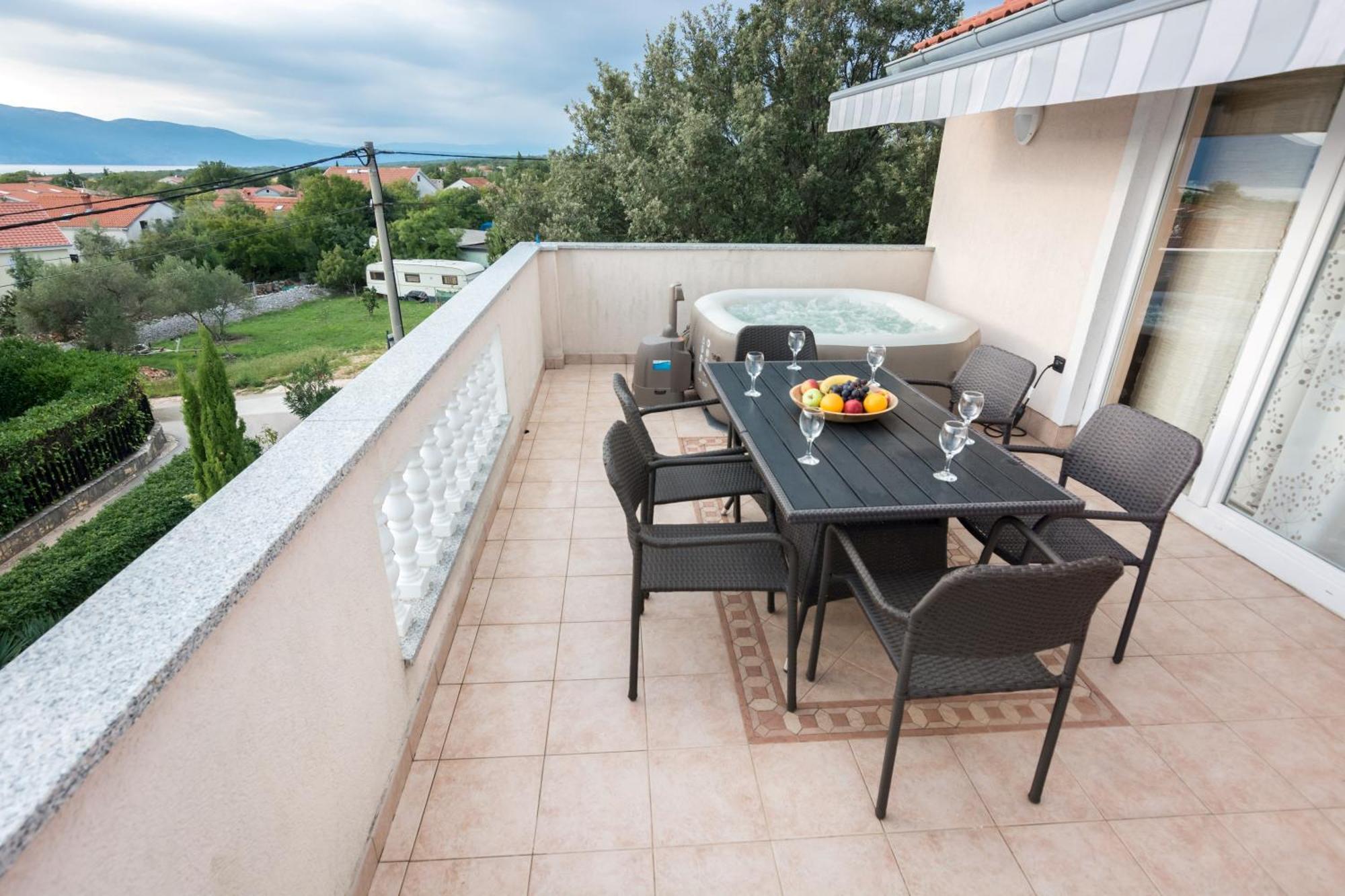 Apartments Ruzica Pinezići Rum bild